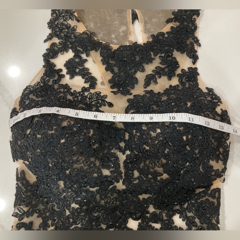 Madison James Prom dress  Black Lace Backless Gown - Picture 4 of 9
